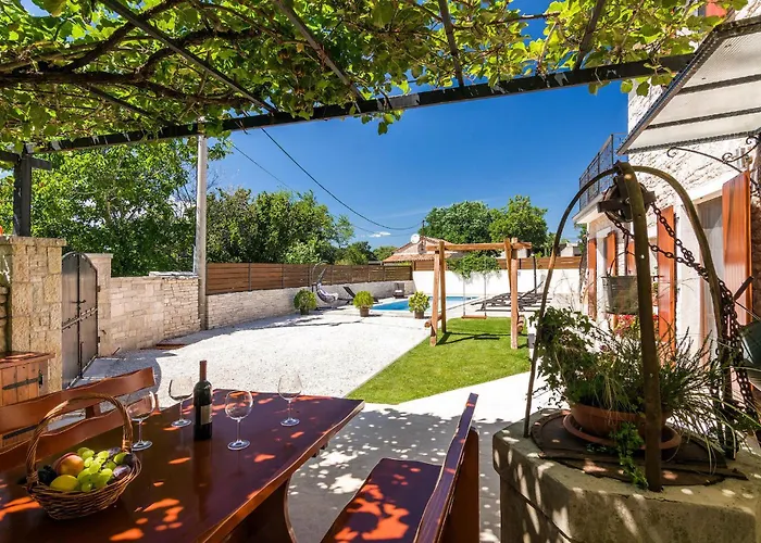 Holiday home Ivka Pula