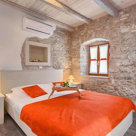 Holiday home Ivka *